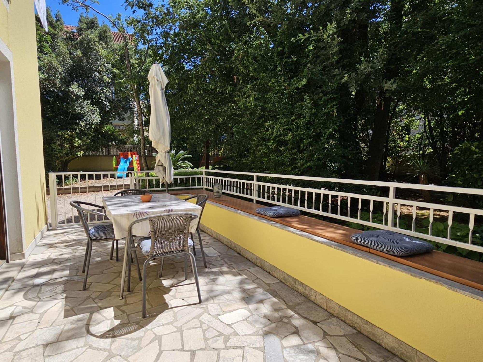 מאלינסקה Apartments Andrea מראה חיצוני תמונה