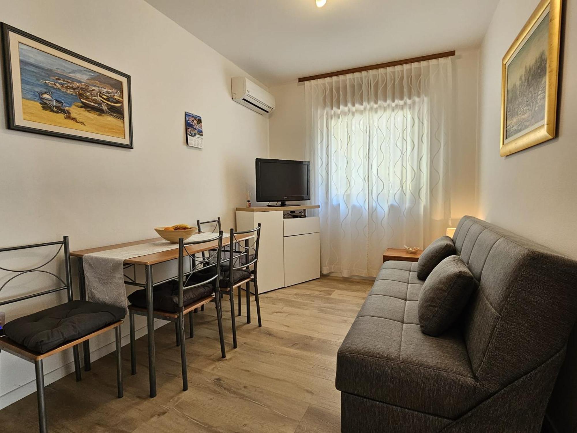 מאלינסקה Apartments Andrea מראה חיצוני תמונה