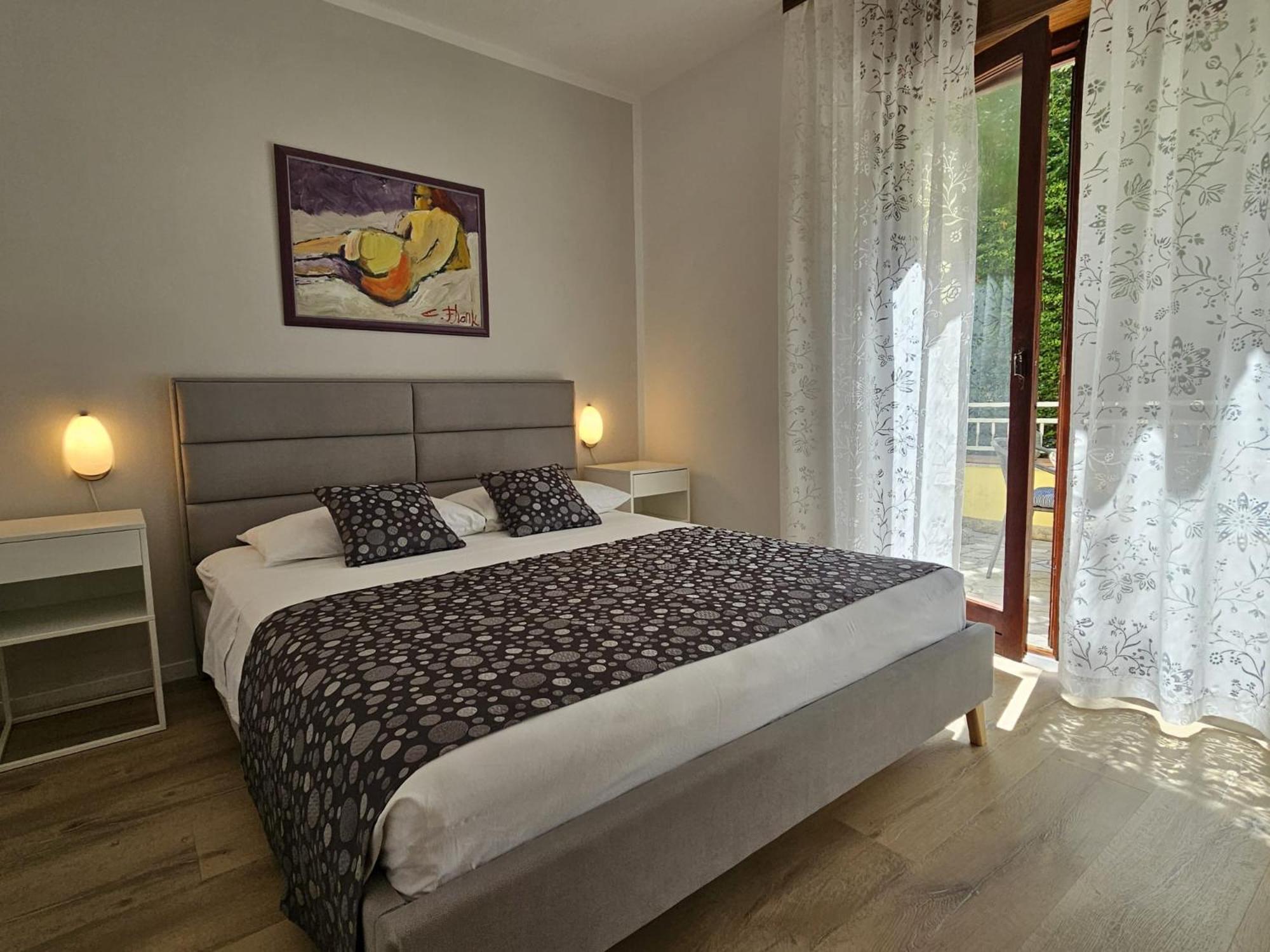 מאלינסקה Apartments Andrea מראה חיצוני תמונה