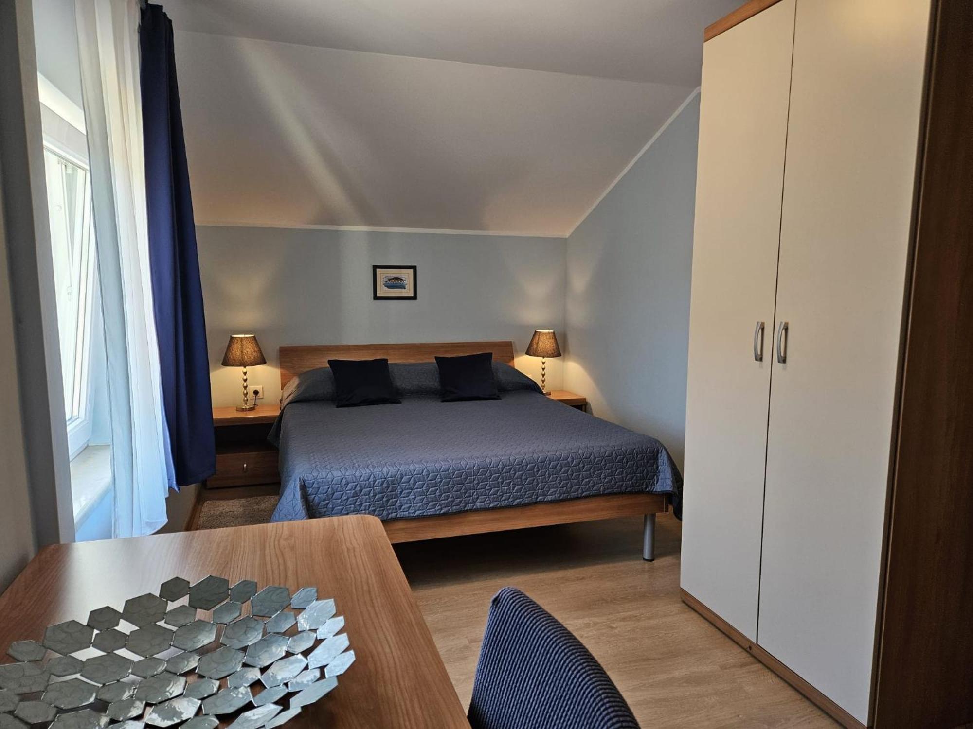 מאלינסקה Apartments Andrea מראה חיצוני תמונה