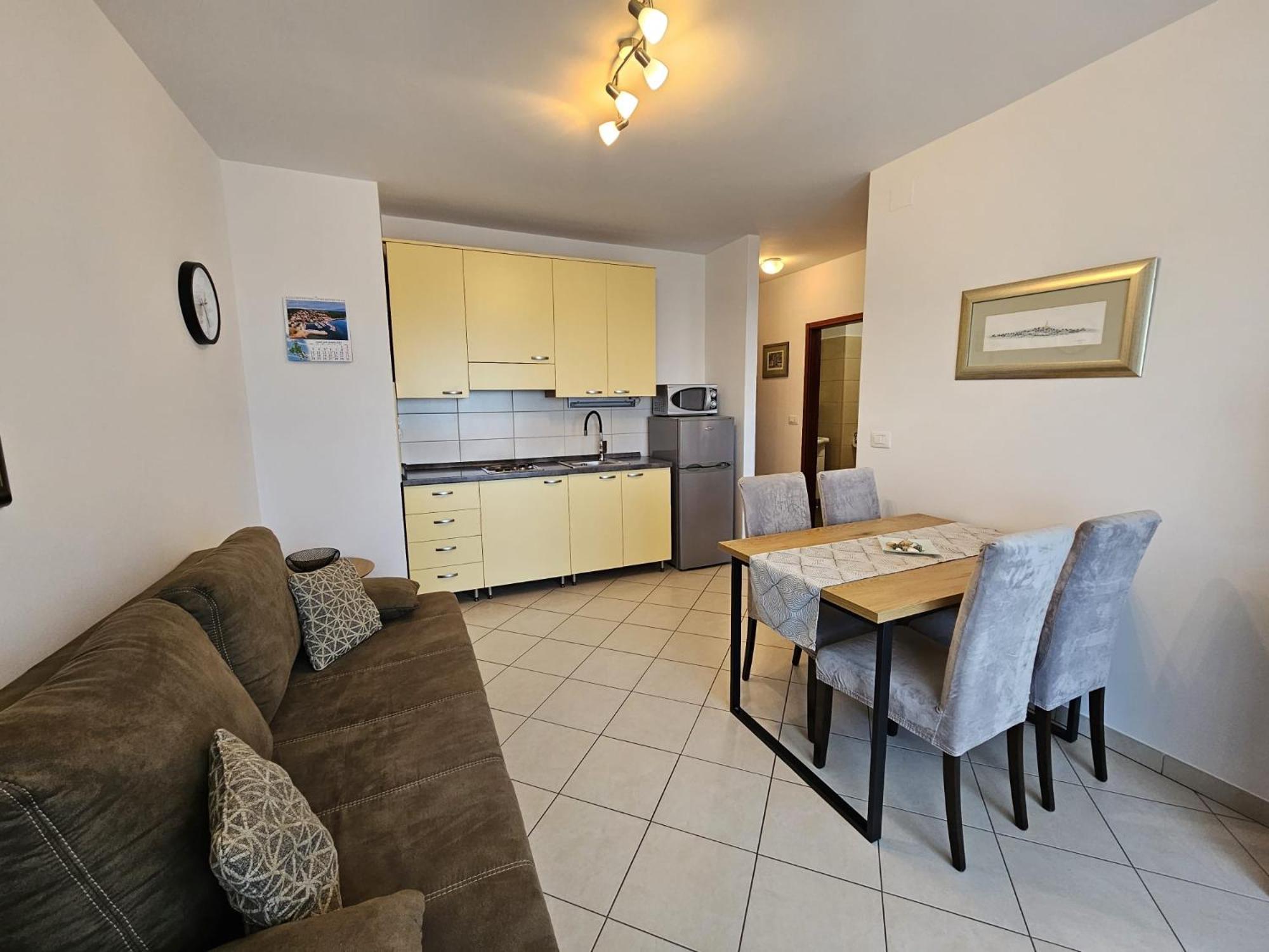 מאלינסקה Apartments Andrea מראה חיצוני תמונה