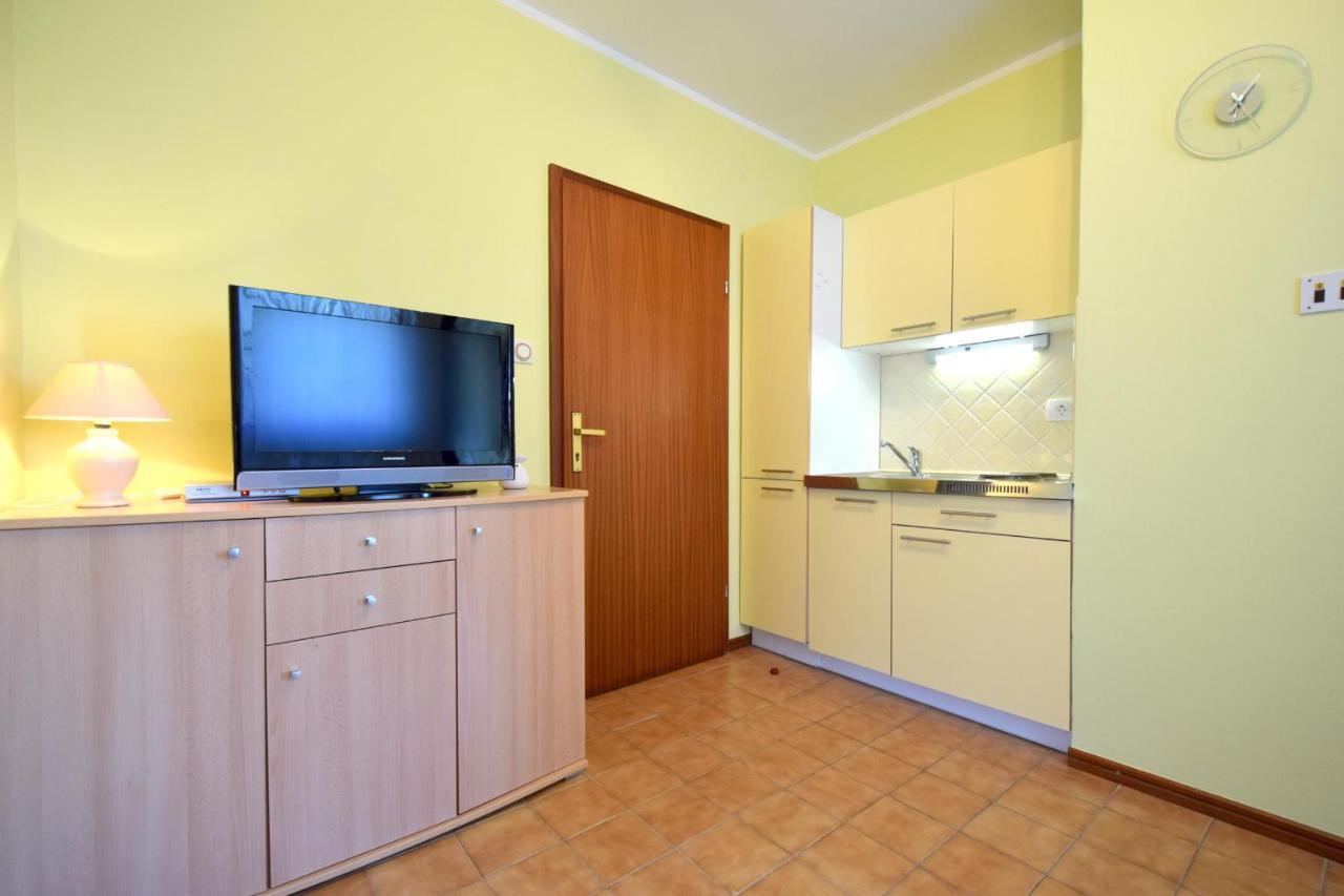 מאלינסקה Apartments Andrea מראה חיצוני תמונה