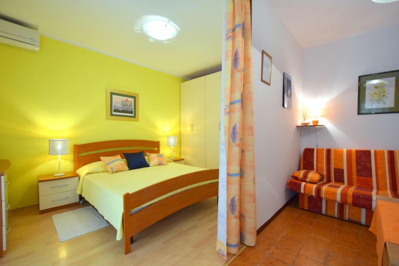 מאלינסקה Apartments Andrea מראה חיצוני תמונה