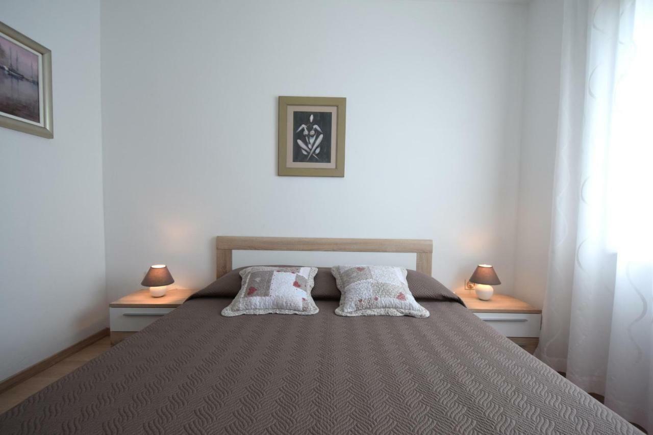 מאלינסקה Apartments Andrea מראה חיצוני תמונה