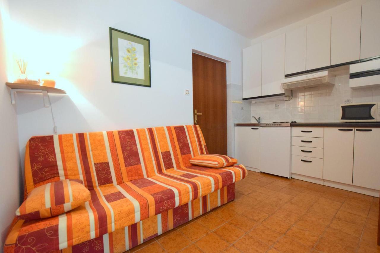 מאלינסקה Apartments Andrea מראה חיצוני תמונה