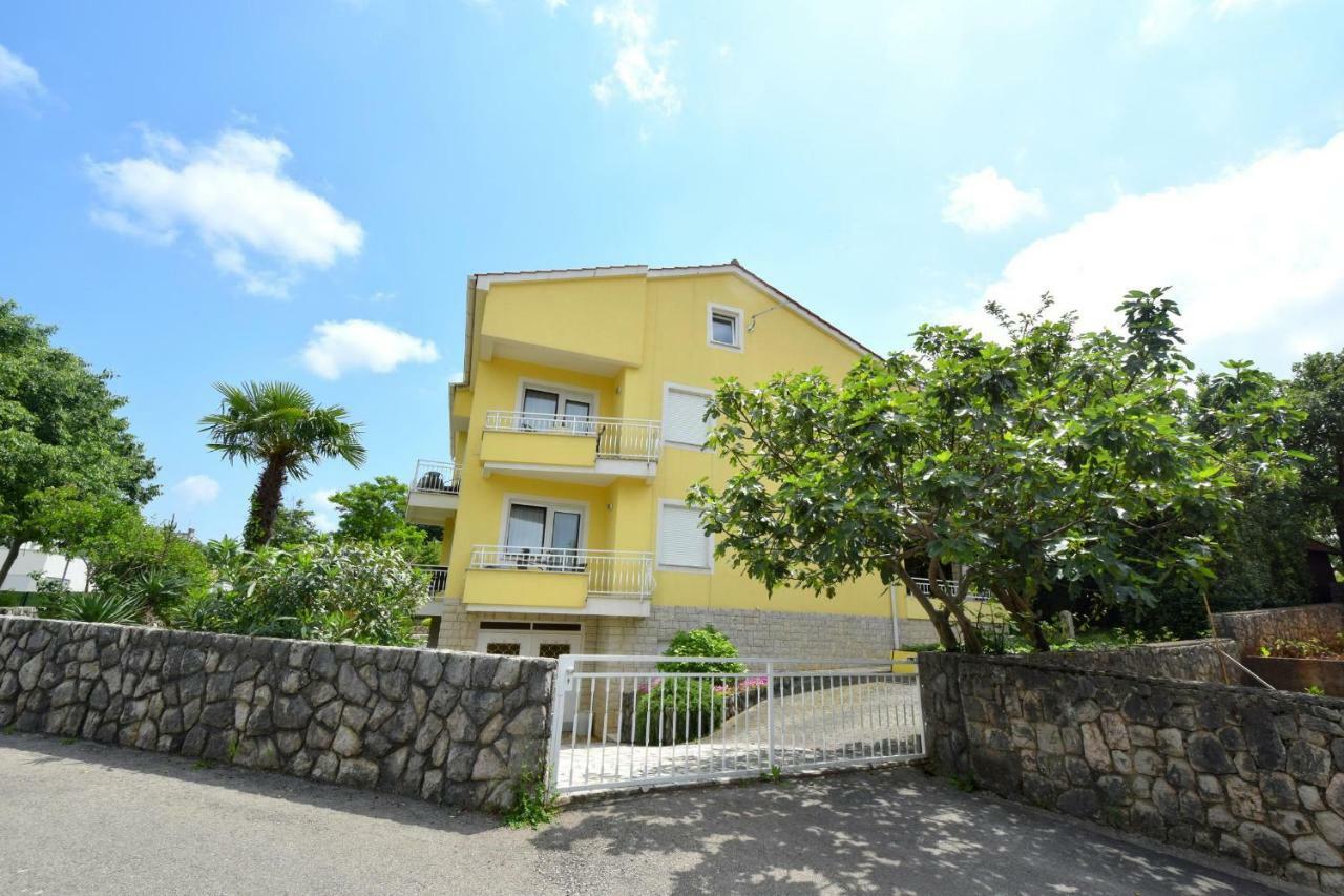 מאלינסקה Apartments Andrea מראה חיצוני תמונה